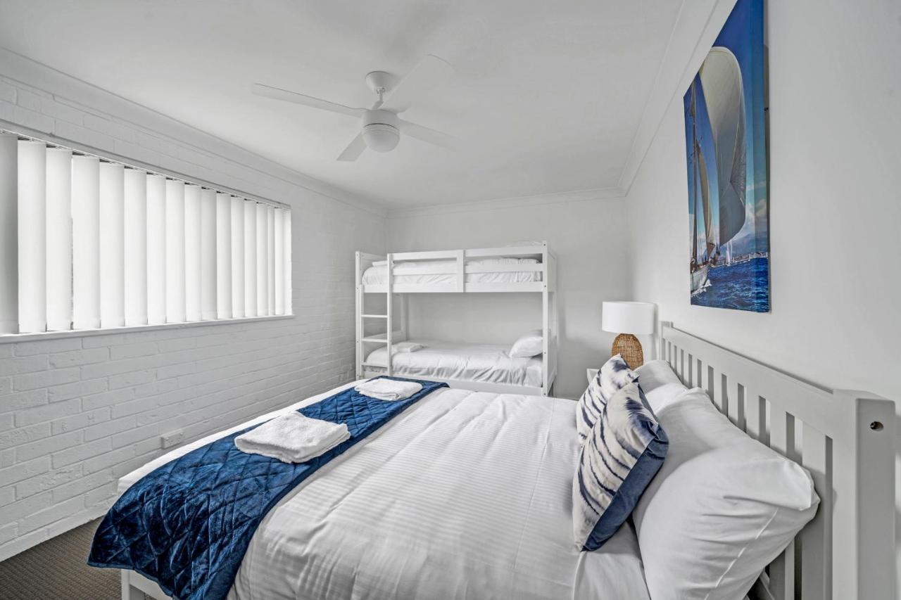 Husky 56 Beachfront Villa'S - Great Location On The Beach Хаскиссон Экстерьер фото